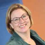 Carola Axtner